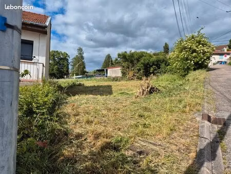 terrain constructible 1053m2