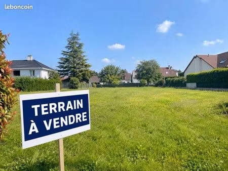 1250 m2 en 3 parcelles terrain constructible spécial investisseurs avec projet