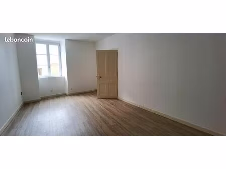 appartement 3 pièces 97 m²