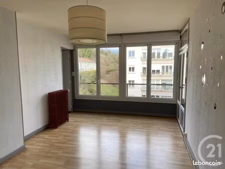 appartement 4 pièces 67 m²