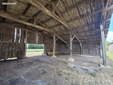 grange 1 pièce 100 m²