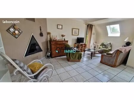maison 8 pièces 125 m²