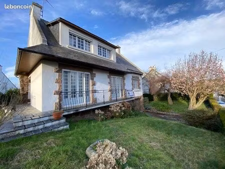 maison 8 pièces 140 m²
