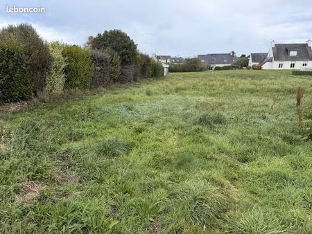 terrain 1 300 m² tregastel