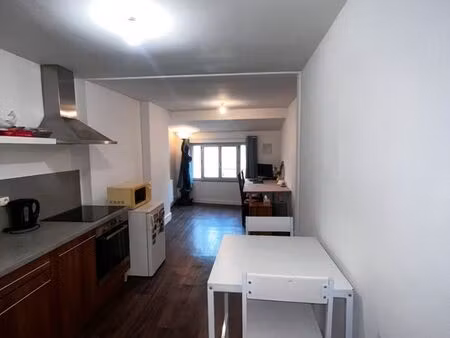appartement t2/t3 centre-ville la châtre – 2 chambres