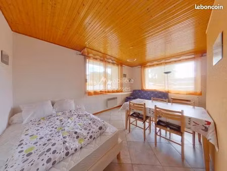 studio 1 pièce 22 m²
