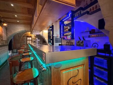 à vendre – pas de porte restaurant / bar – sommières centre historique