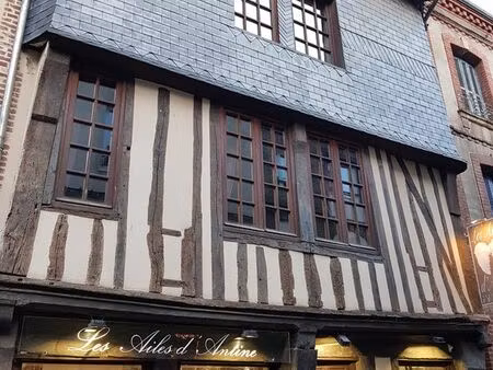opportunité rare : honfleur centre - - a louer local commercial