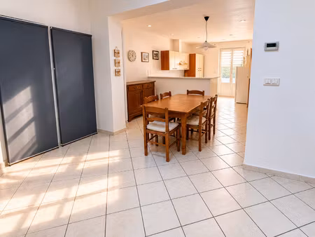 maison avec un dpe en c a deux pas de la gare