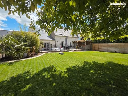 maison avec gros volume + appartement + dépendance (garage automobile)