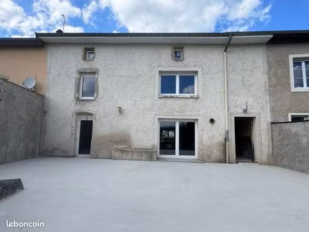 maison de village 325m2