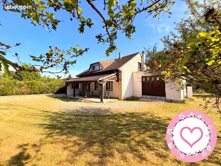 maison 5 pièces 142 m²