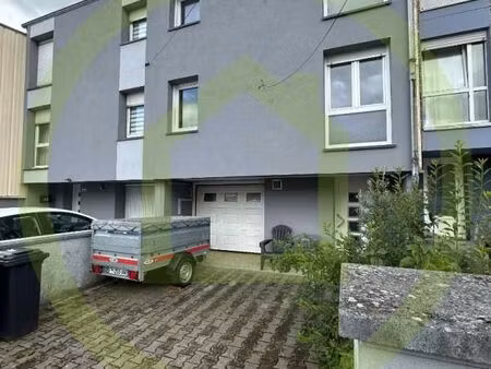 maison de ville 5 pièces 90 m²