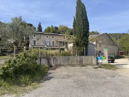 saint peray - grande batisse avec terrain de 4200 m2