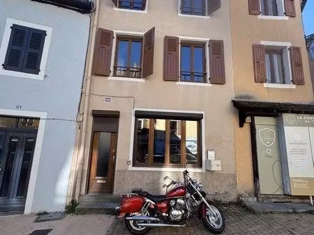 maison de village 4 pièces 74 m²