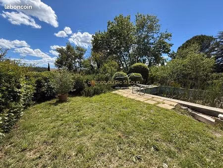 terrain 370 m² grabels