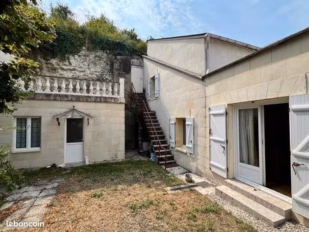 maison ancienne - 93 m² - 2 chambres - à rafraichir