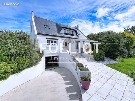 maison 7 pièces 196 m²