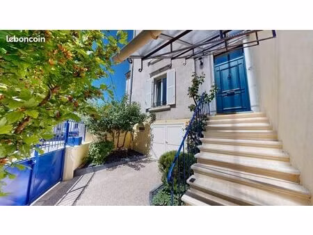 maison 7 pièces 206 m²