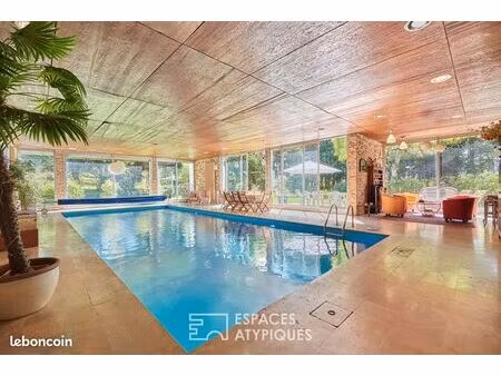 propriété 5 pièces 250 m²