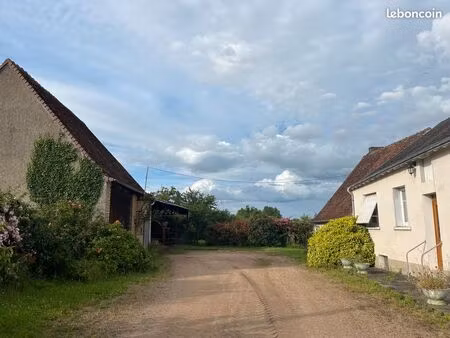 maison de campagne à vendre