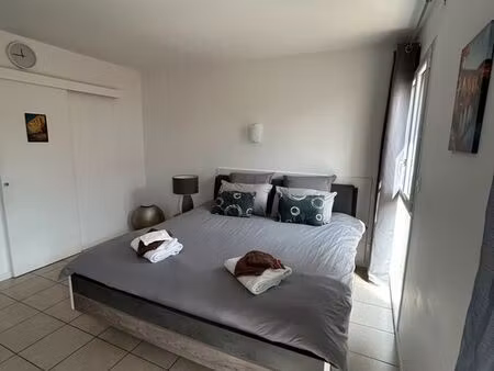loue studio meublé