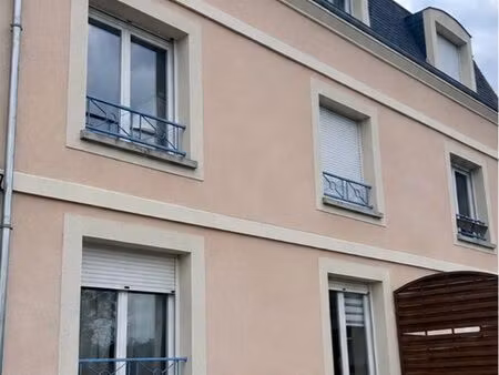 appartement t2 rare avec terrasse
