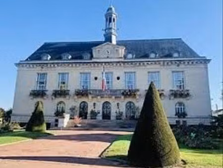 maison à louer pour activité professionnelle ou bureaux