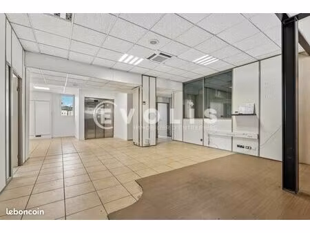 bureaux 160 m²