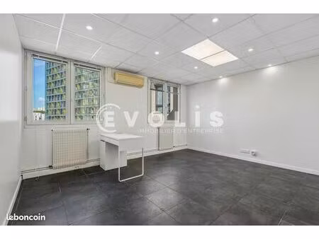bureaux 72 m²