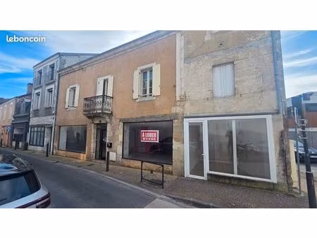local commercial 90m2 quartier saint georges  direct propriétaire