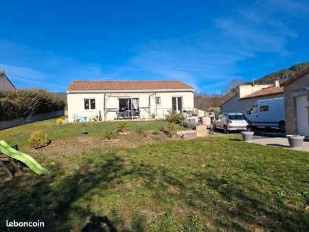 maison plain-pied pied. 96m2