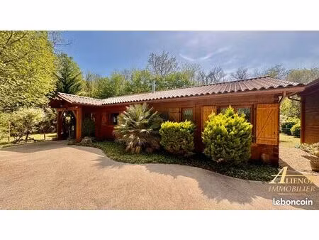 maison en bois massif