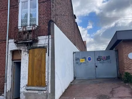 maison quartier blanc seau