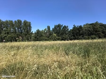 terrain 501 m² venerque