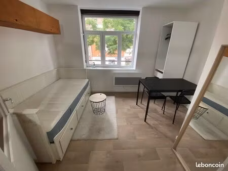 location studio croix mairie