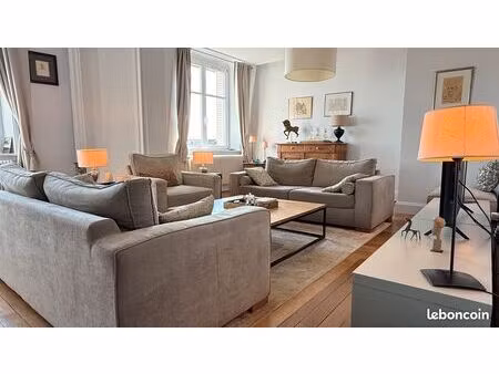 duplex 6 pièces entièrement rénové