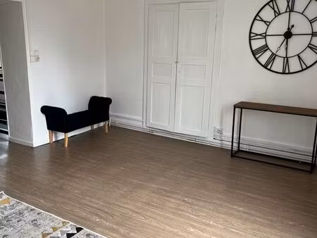 bel appartement t2 meublé
