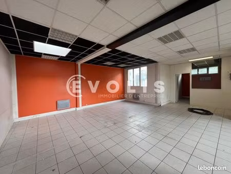 bureaux 180 m²