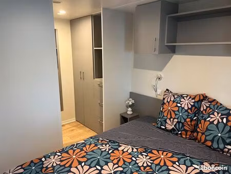 40m2