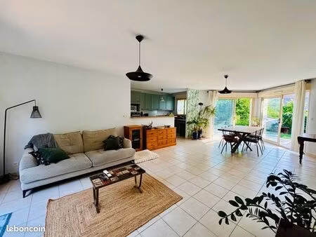 maison 5 pièces 100 m²