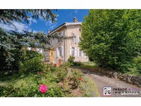 maison 9 pièces 172 m²