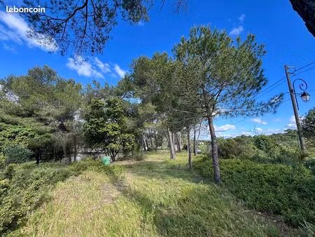 terrain 450 m² guzargues