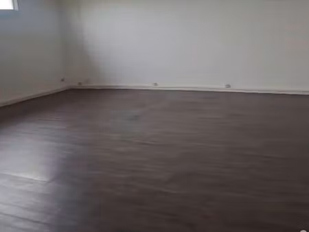 bureau de 200m2 93220 gagny