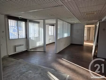 commerce 259 m²