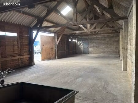 entrepôt  garage  atelier