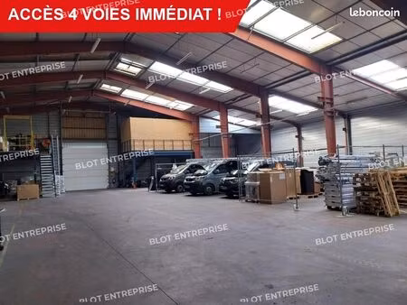 local d'activité 450 m²