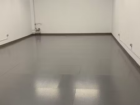 local d'activité de 120 m2 93120 la courneuve
