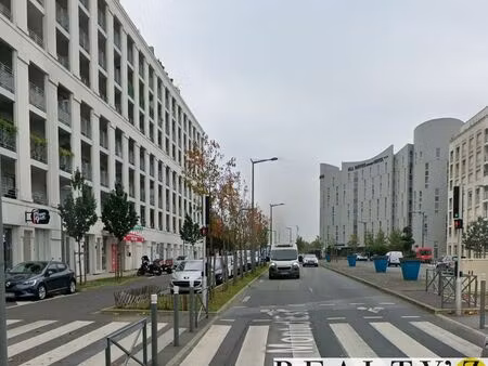 local commercial 69 m²