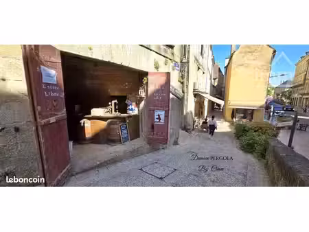 local commercial 83 m² sarlat-la-canéda